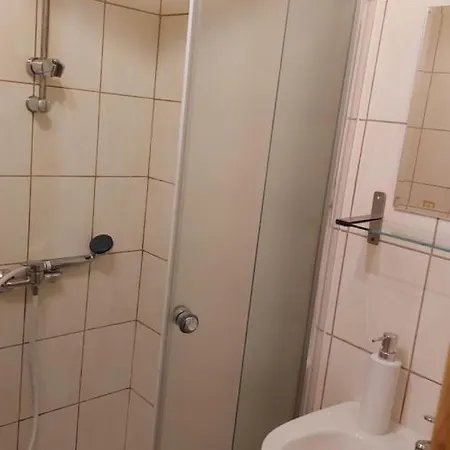 Проживание в семье Nad Lasem